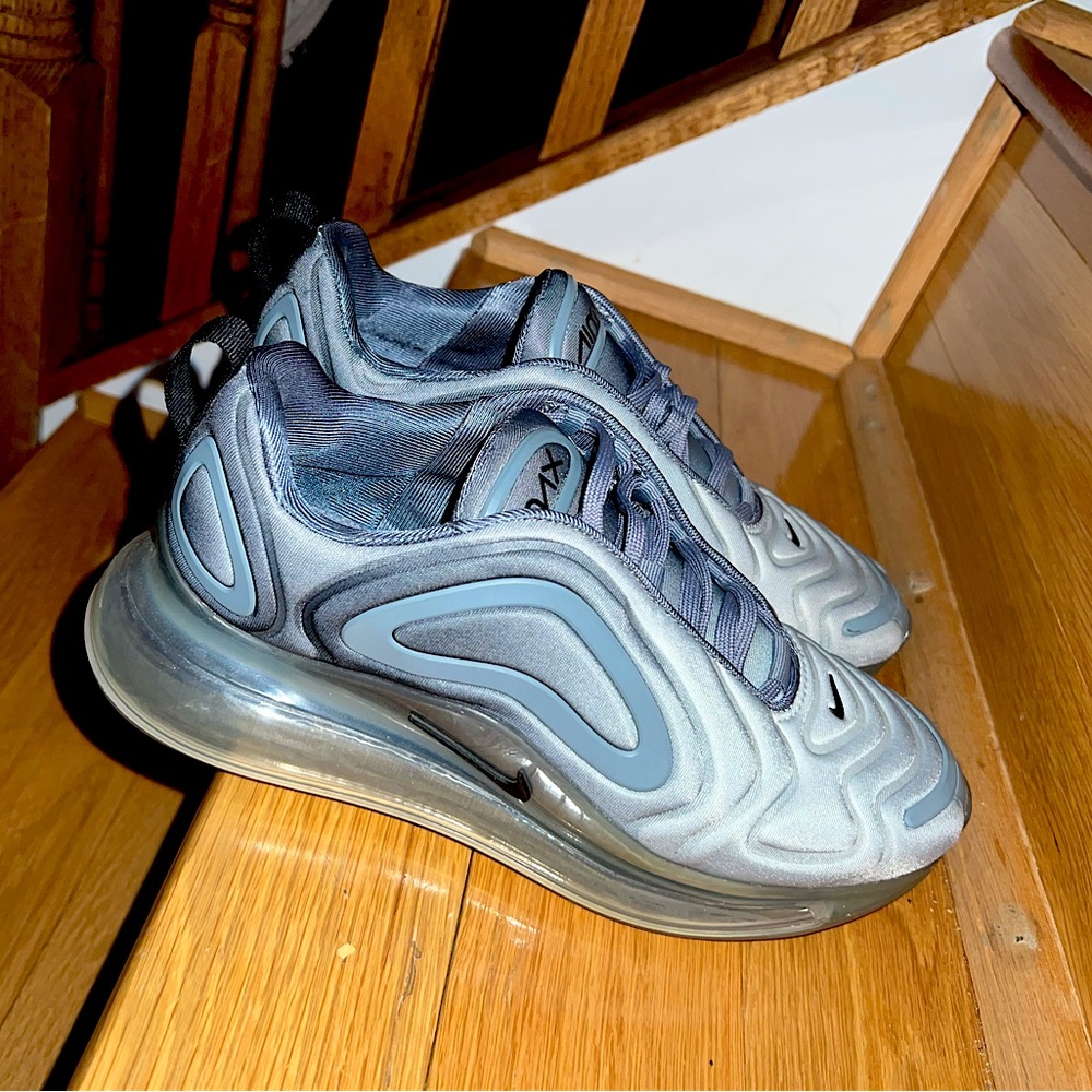 AIR MAX 720